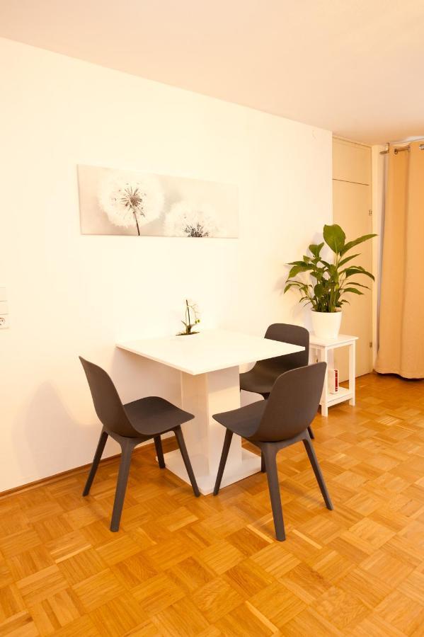 Studio Apartment - Zentral Mit Parkplatz - Balkon Bayreuth Extérieur photo